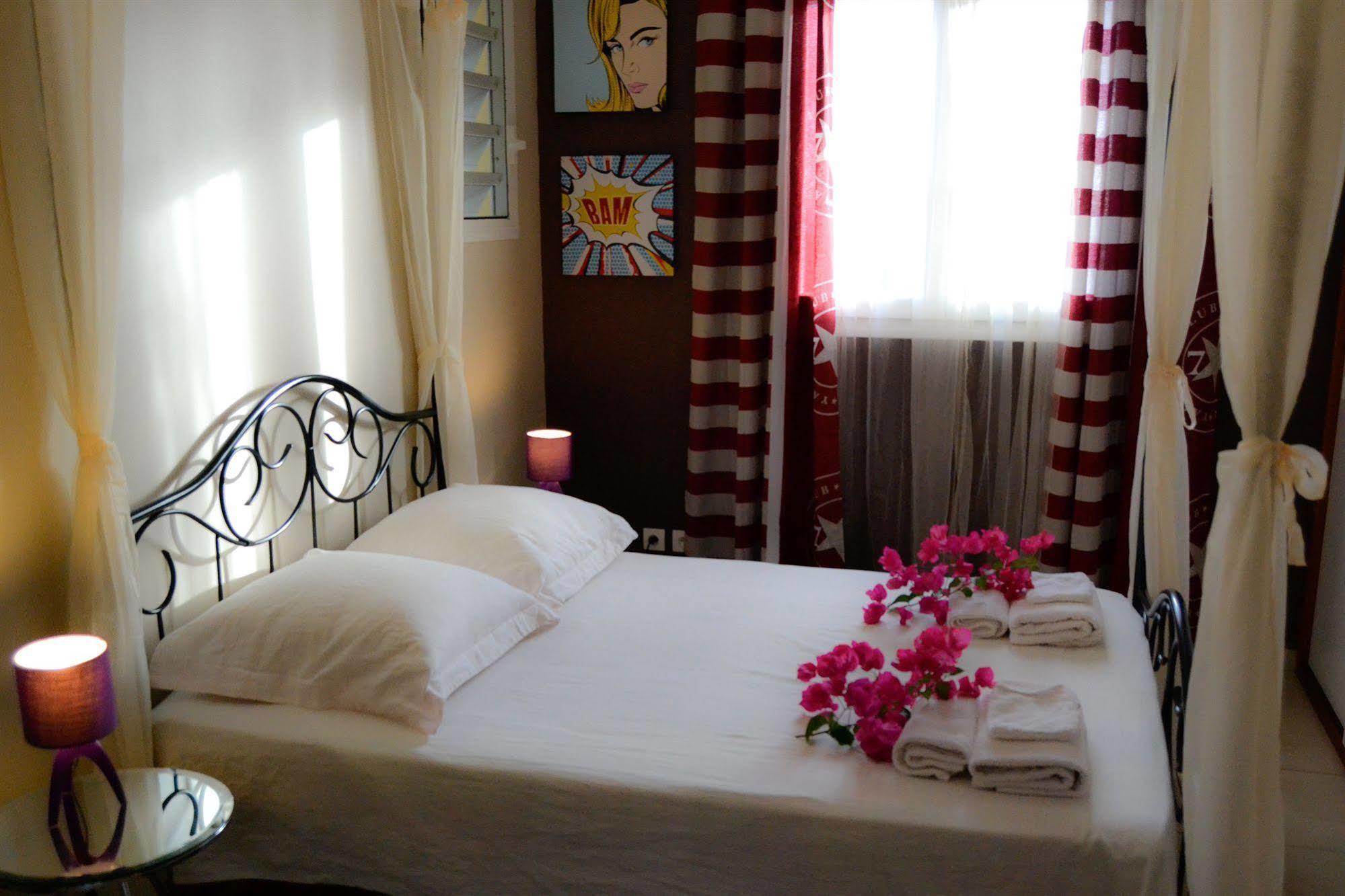부이영뜨 Harmonie Creole B&B 외부 사진